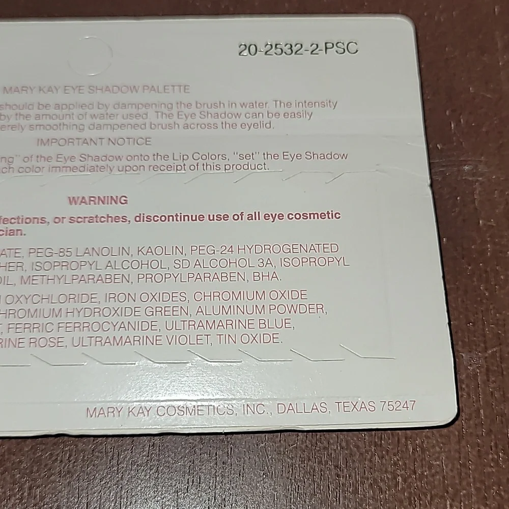 Mary Kay Eye Shadow Palette Great Fashion Highlighters .36 oz. NIP Retired Stock - Picture 6 of 6